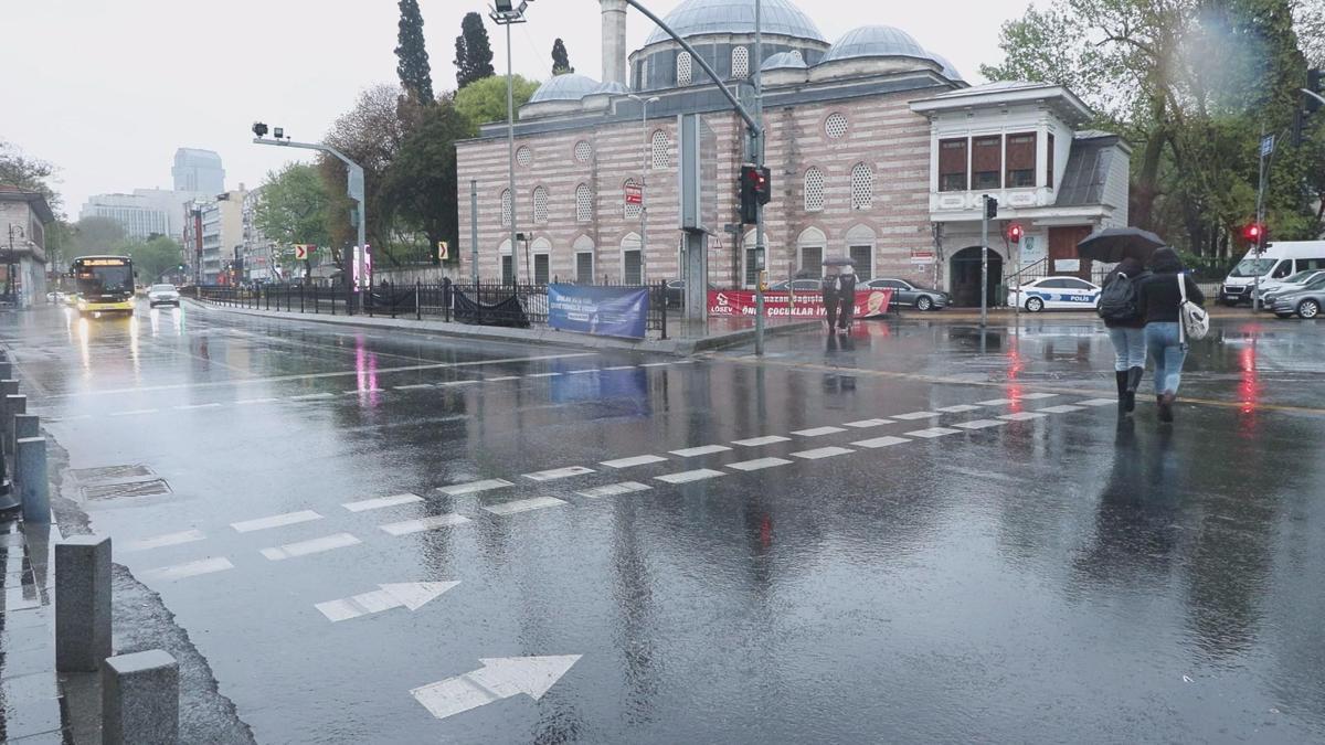 1 Mayıs'ta Beşiktaş'ta güvenlik önlemleri sürüyor