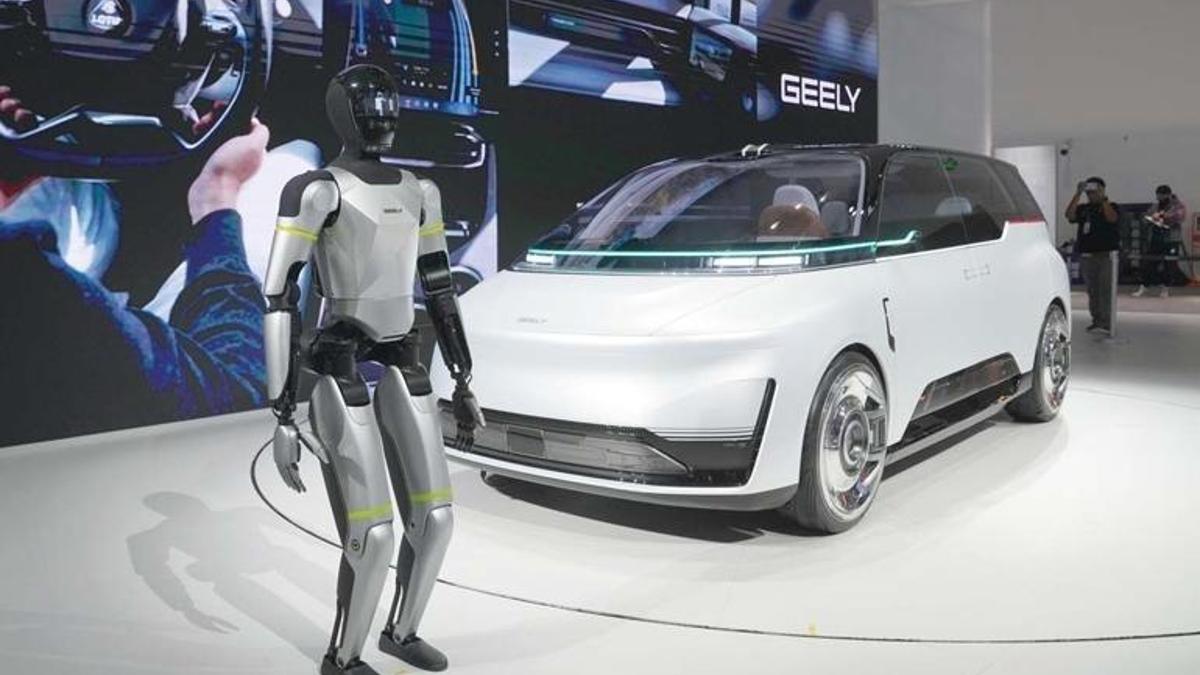 Çinli devlerden Teslaya güçlü yanıt! 1500 KM menzil ve robotaksi çağı