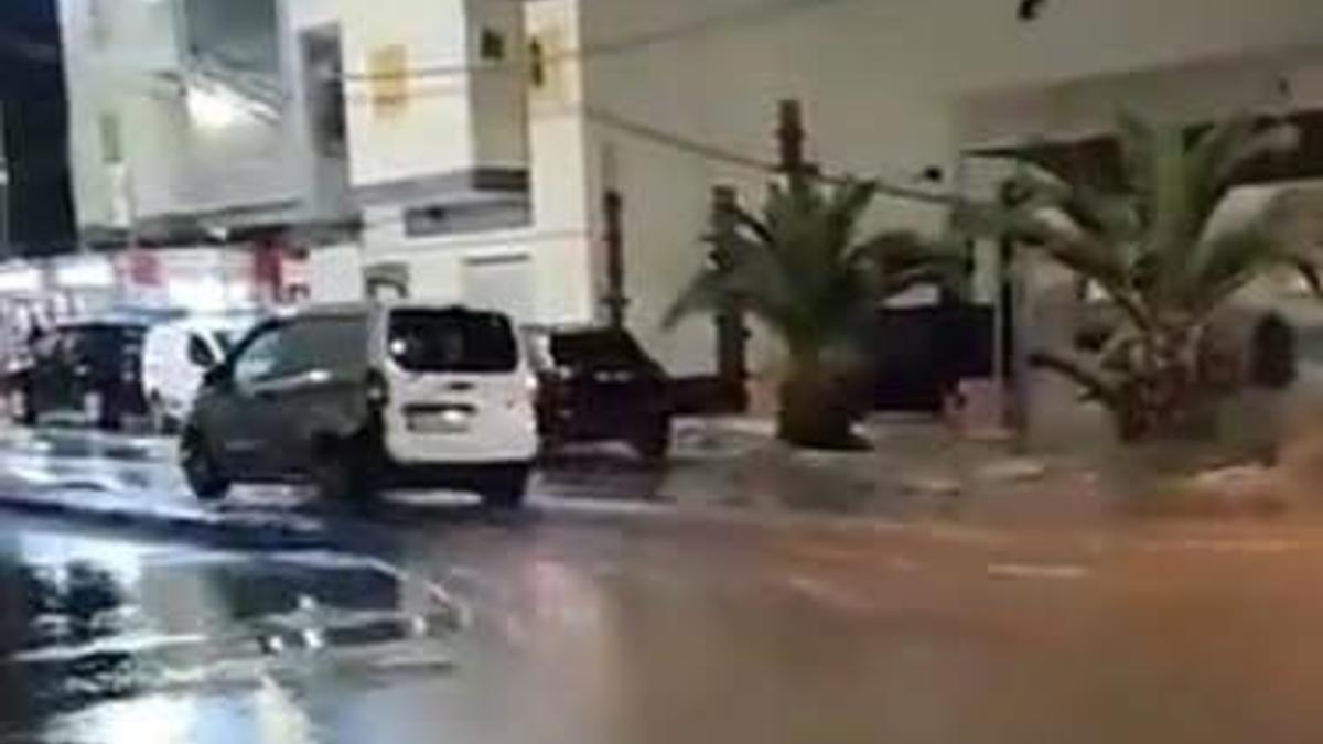 Cezayir'i sel vurdu: 6 ölü