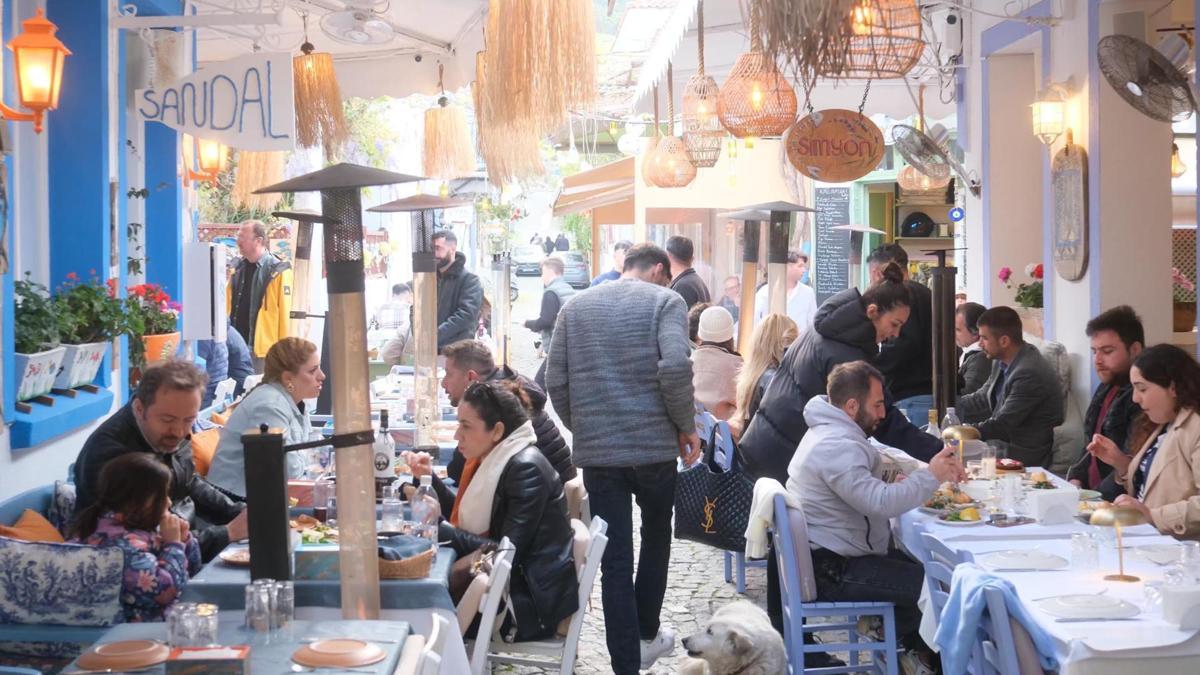 Bozcaadadaki konaklama tesisleri, 3 günlük tatilde yüzde 70 doluluk oranına ulaştı