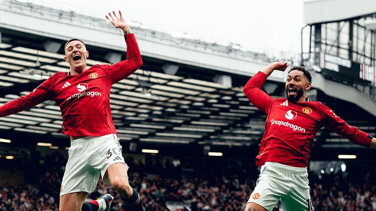 Dev maçta Manchester United, Liverpoolu mağlup etti