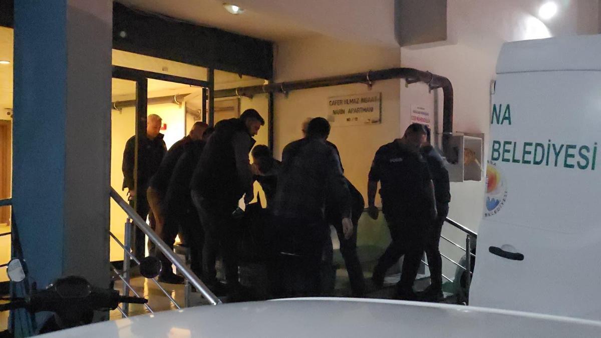 Evine gelen eski çalışan tarafından öldürüldü