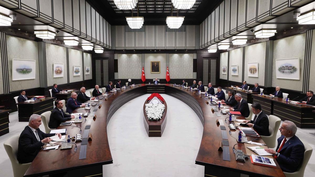 Kabine toplantısı başladı! İşte masadaki başlıklar...