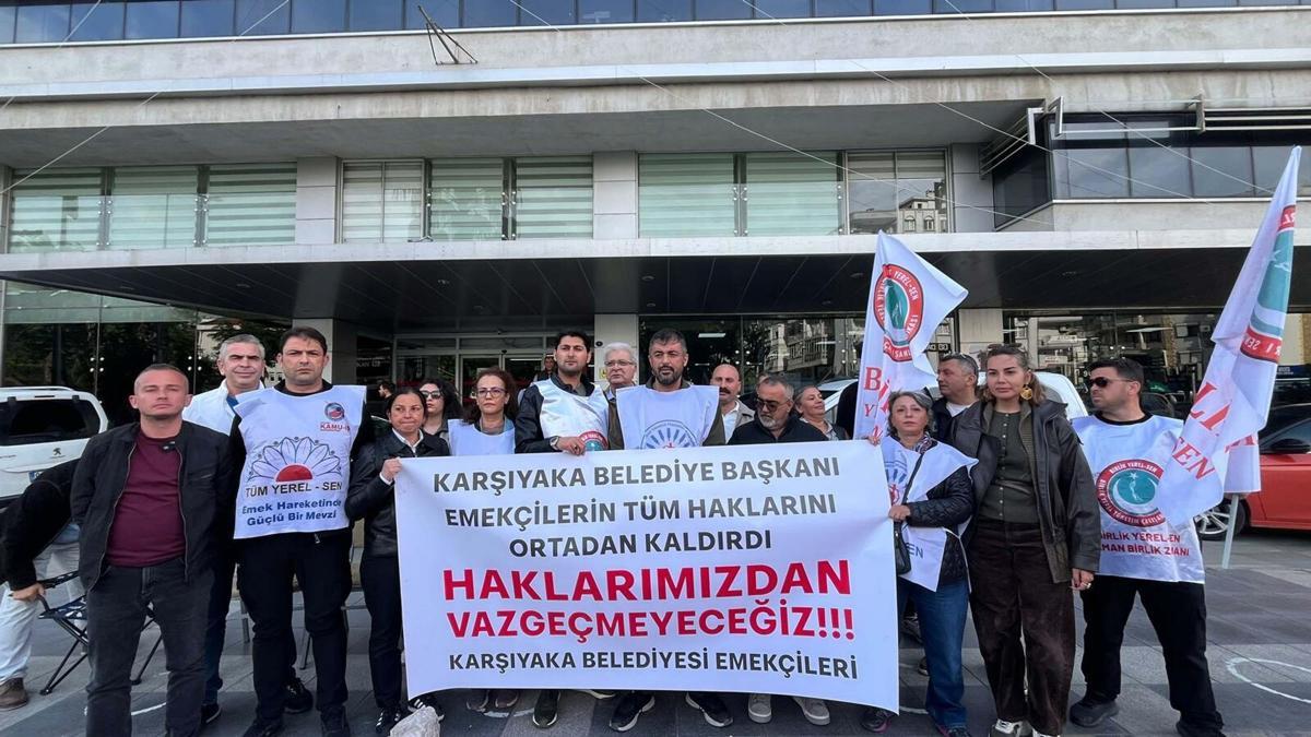 Karşıyaka Belediyesi'nde memur eylemleri akşam nöbeti ile devam ediyor