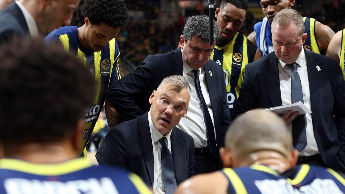 Fenerbahçe, Final Four için parkeye çıkıyor