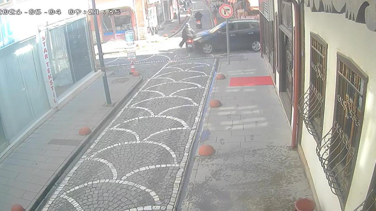 Tokatta cip ile motosikletin çarpıştığı kaza kamerada