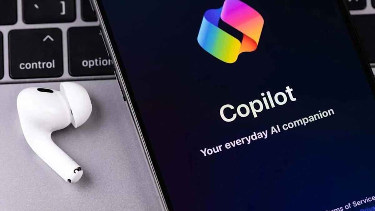 Yapay zeka asistanı copilot tepeye oynuyor