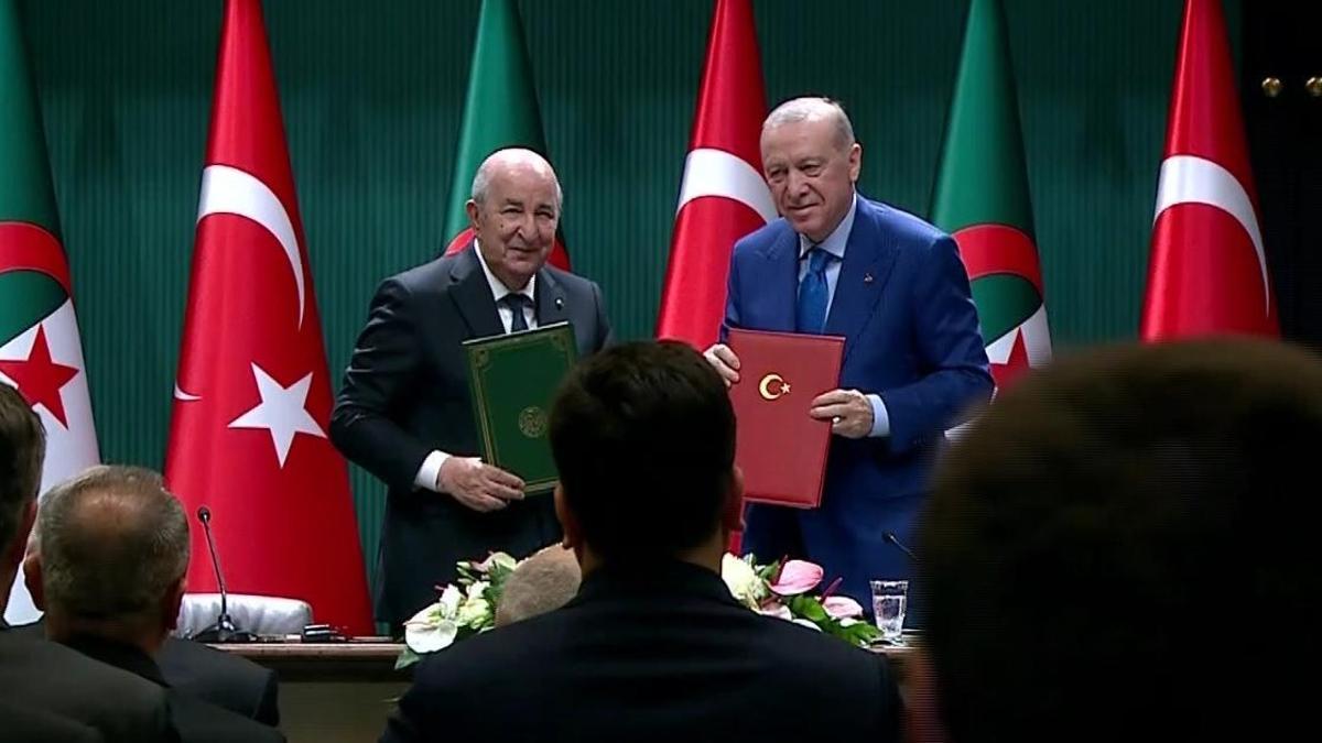SON DAKİKA HABERİ: Cezayir Cumhurbaşkanı Ankara'da! İki ülke arasında 8 işbirliği anlaşması imzalandı