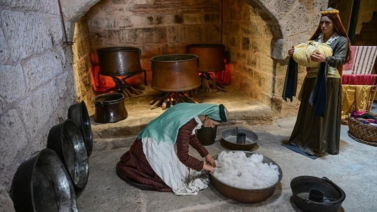 Topkapı Sarayında tarihi açılış: Kadınefendiler ve Cariyeler Taşlığı ziyarete açıldı