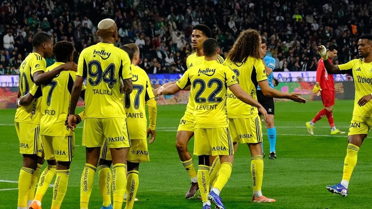 Konyaspor 0-3 Fenerbahçe Maç Özeti | Kanarya, Konya'da farklı kazandı