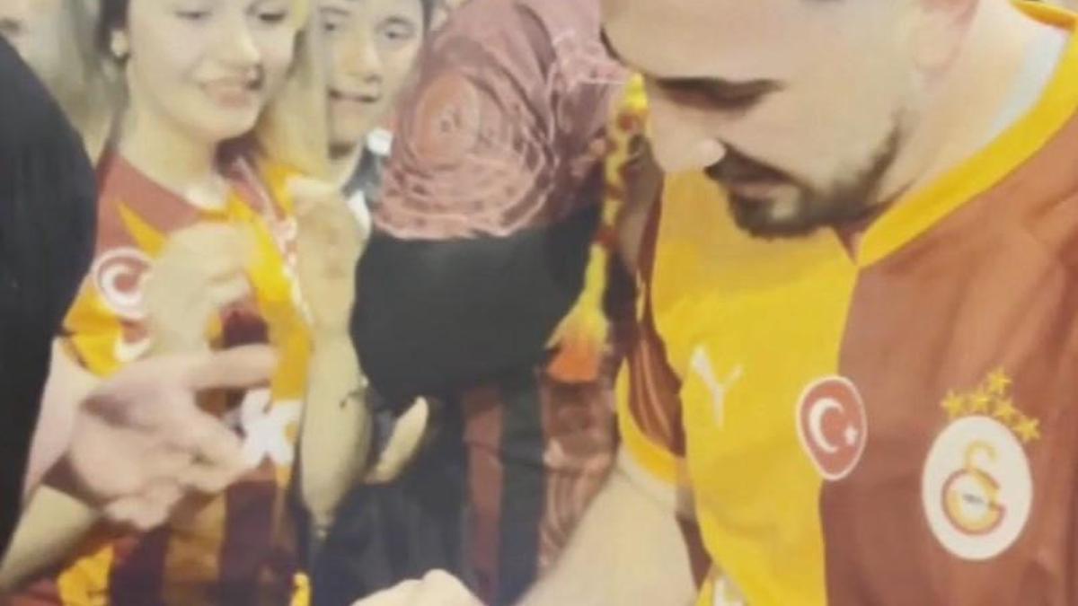 Şampiyonluk kutlamasında sürpriz evlilik teklifi