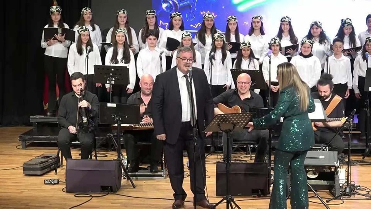 Okul müdüründen alkışlık performans