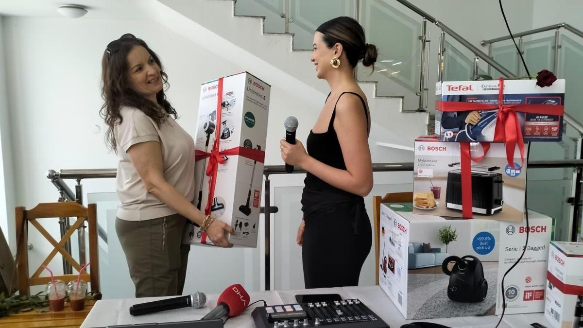Ankara'da 'Anneler Günü'ne 3 bin gül dağıtıldı