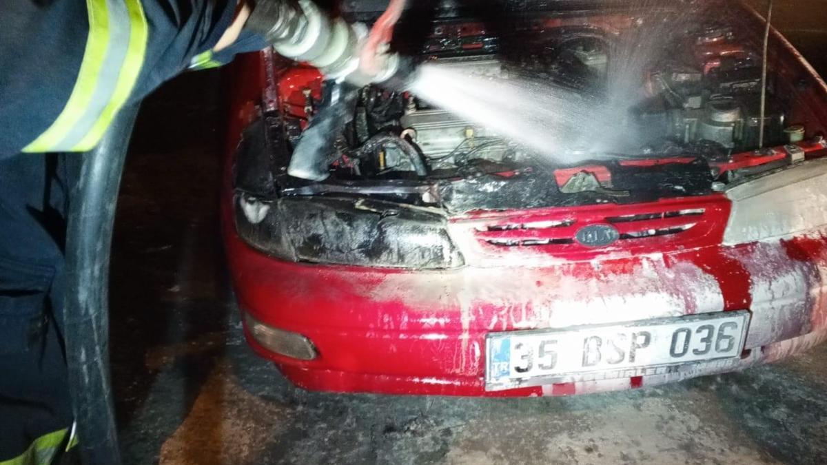 Mardinde 2 ayrı otomobilde yangın