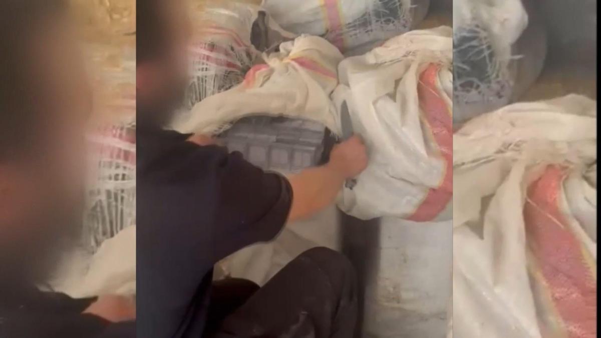 Saman balyalarının 40 bin paket kaçak sigara ele geçirildi