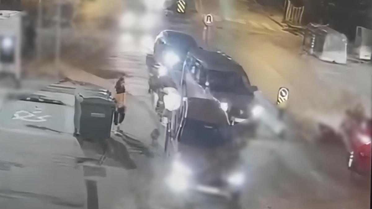 Yolun karşısına geçmek isterken otomobil çarpmıştı: İş kadınının hayatını kaybettiği kaza kamerada