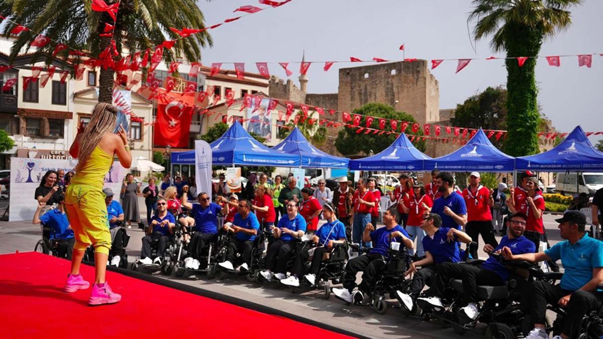 Çeşme'de Engelliler Haftası etkinlikleri düzenlendi