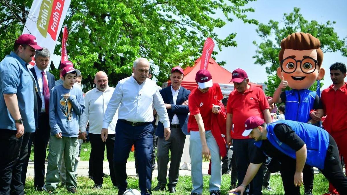 Fatih’te 10'uncu Geleneksel Engelsiz Spor ve Eğlence Şenliği düzenlendi