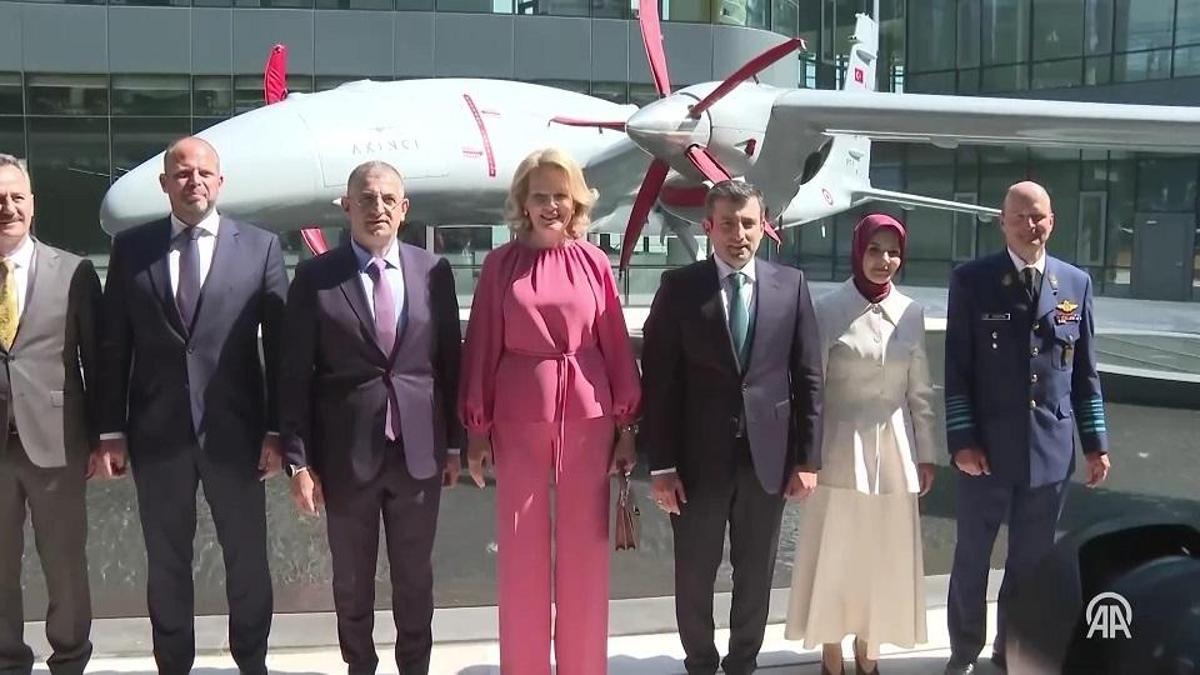 Belçika'da Selçuk Bayraktar'ın sözleri gündem oldu: Dünyayı korkunç bir yere sürüklüyorlar