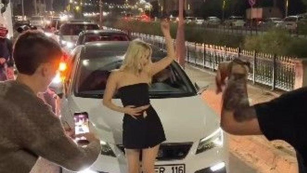 Sakarya'da yolu kapatıp dans etti, polis affetmedi