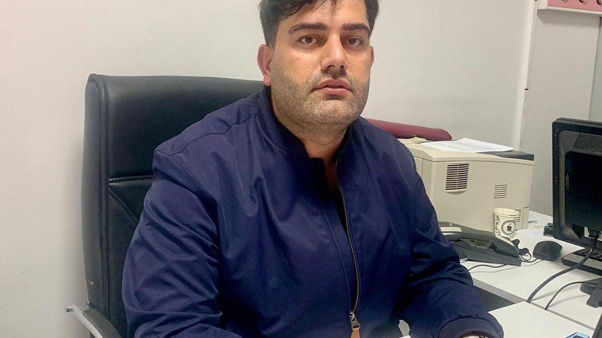 Acil serviste panik: Doktora bıçak çekti!