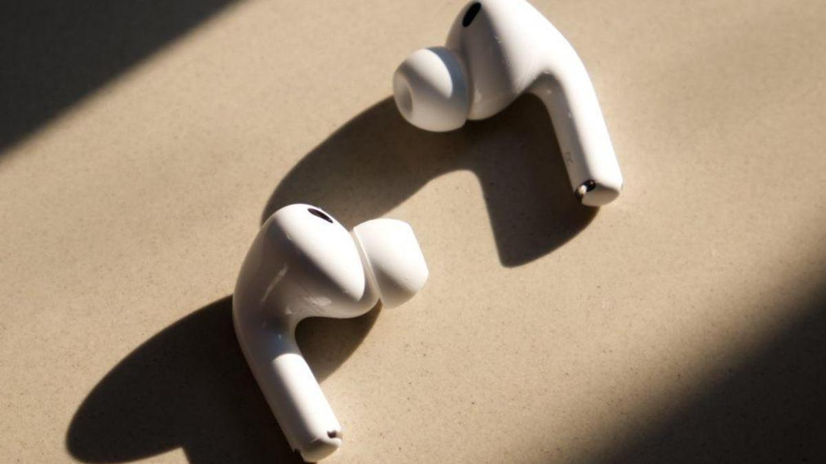 Apple’dan kameralı kulaklıklar