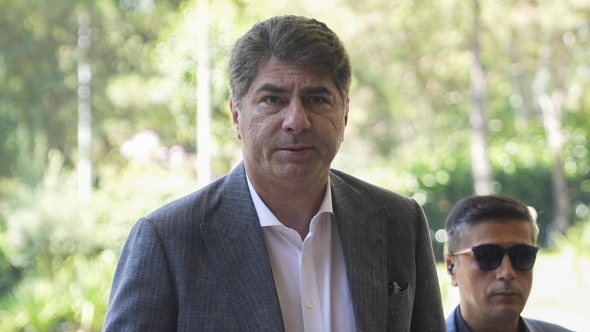 FENERBAHÇE'DE SEÇİME DOĞRU | Hakan Safi: Tarihin en değerli, en iddialı kadrosunu kuracağız!