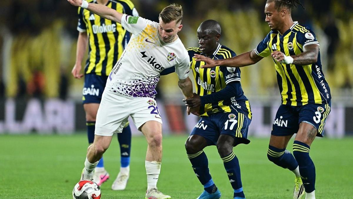 Fenerbahçe 3-3 Eyüpspor MAÇ ÖZETİ | Kanarya geri döndü, Eyüp pes etmedi