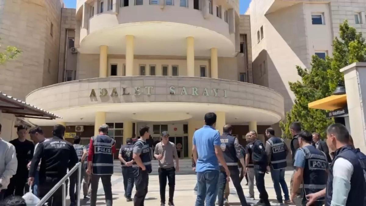 Şanlıurfada mezarlıkta bulunan ceninlerle ilgili 4 kişi adli kontrolle serbest