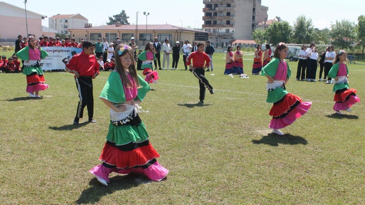 Manyasta 19 Mayıs, etkinliklerle kutlandı