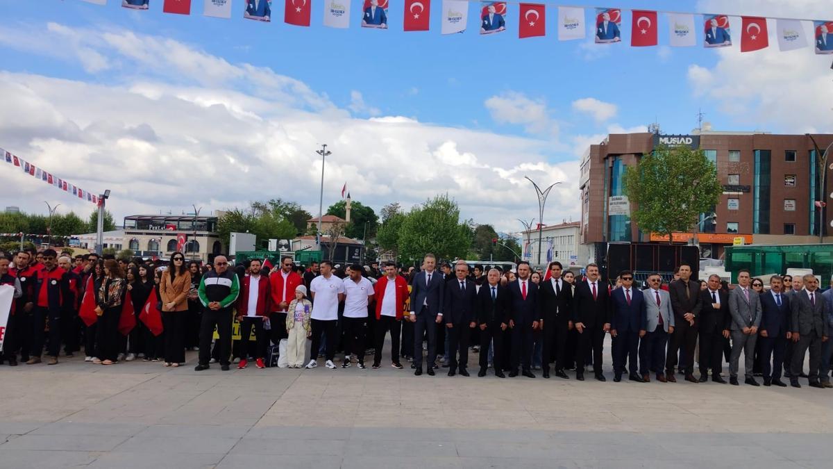 Kırşehirde 19 Mayıs coşkuyla kutlandı