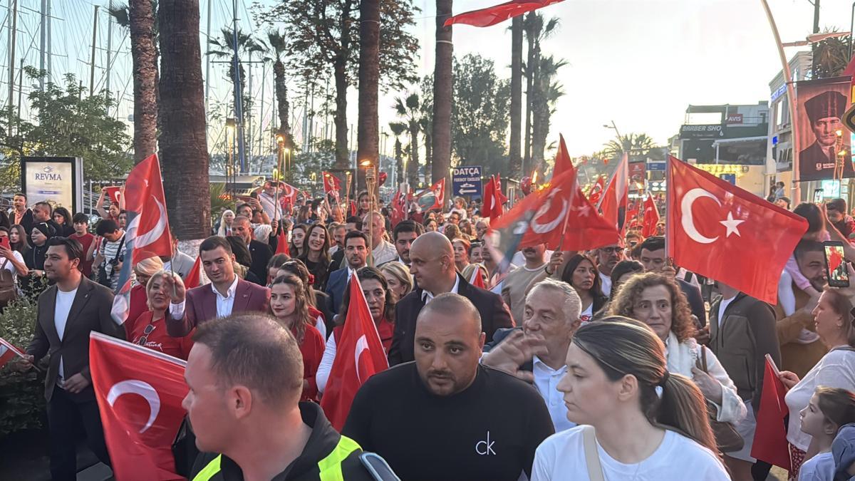 Bodrumda 19 Mayıs coşkusunda Sertab Erener sahne aldı