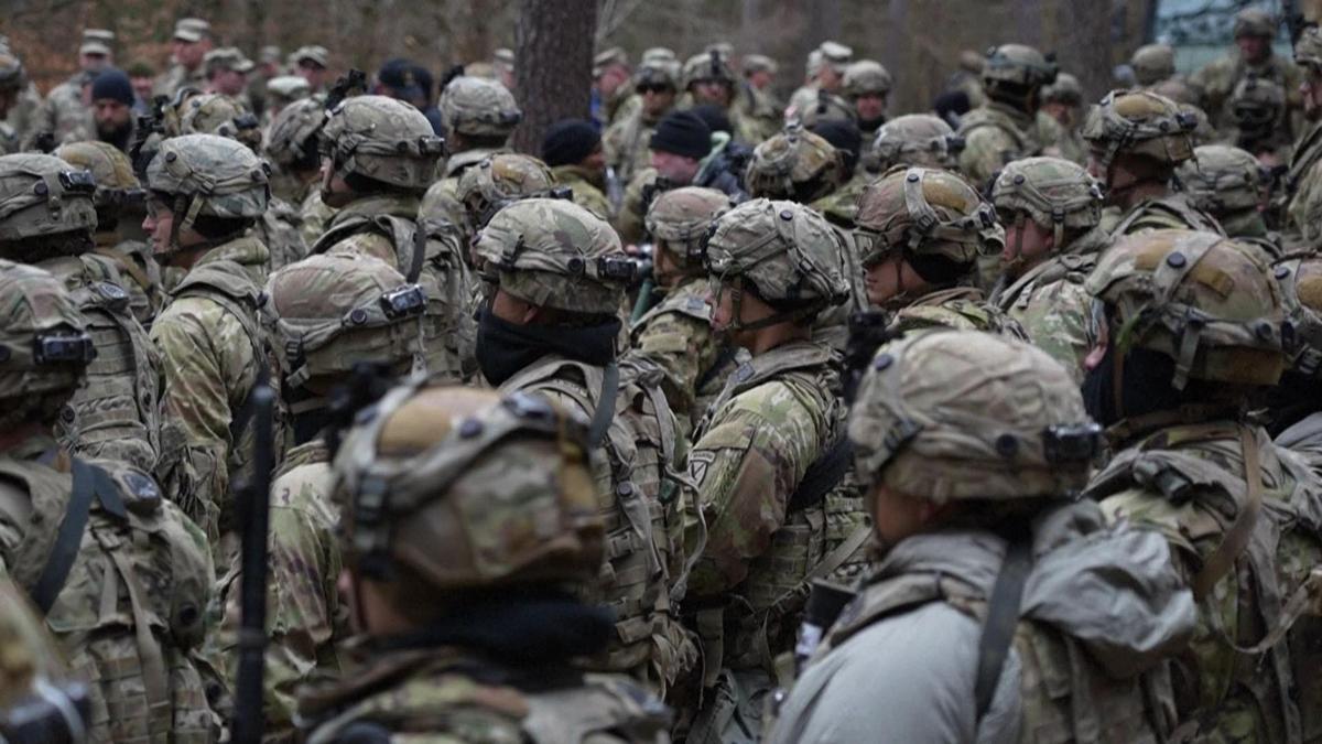 ABDden NATO hamlesi: Avrupadaki askeri kapasite azaltılıyor iddiası