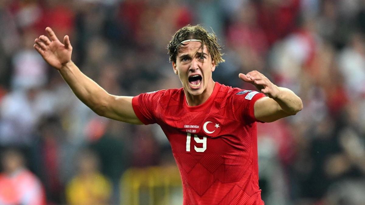 Galatasaray, Bertuğ Yıldırım için 2 oyuncusunu Başakşehir'e önerdi