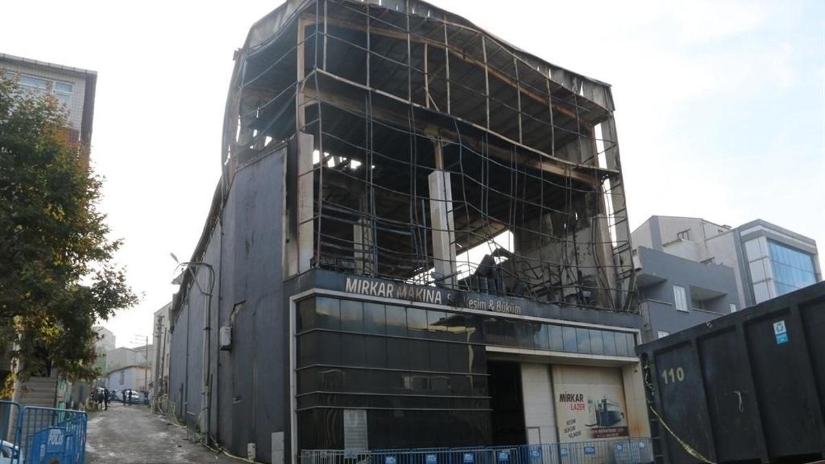 7 işçinin öldüğü kozmetik fabrikasındaki yangına ilişkin ara karar