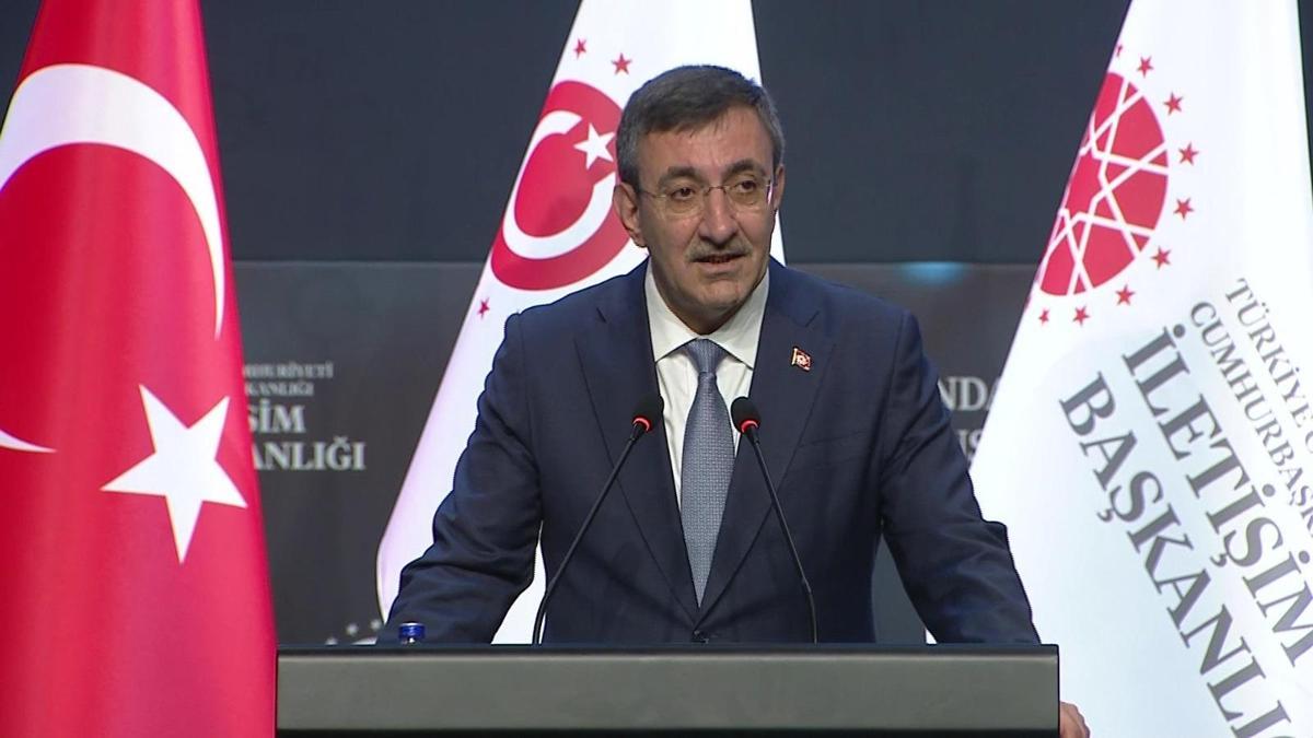 Cumhurbaşkanı Yardımcısı Cevdet Yılmaz: Temel öncelik makrofinansal istikrar
