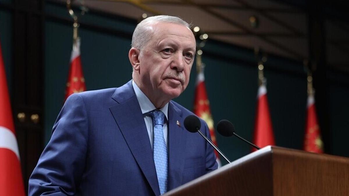 Cumhurbaşkanı Erdoğan, Süper Lig'e yükselen Çorum FK'yı tebrik etti