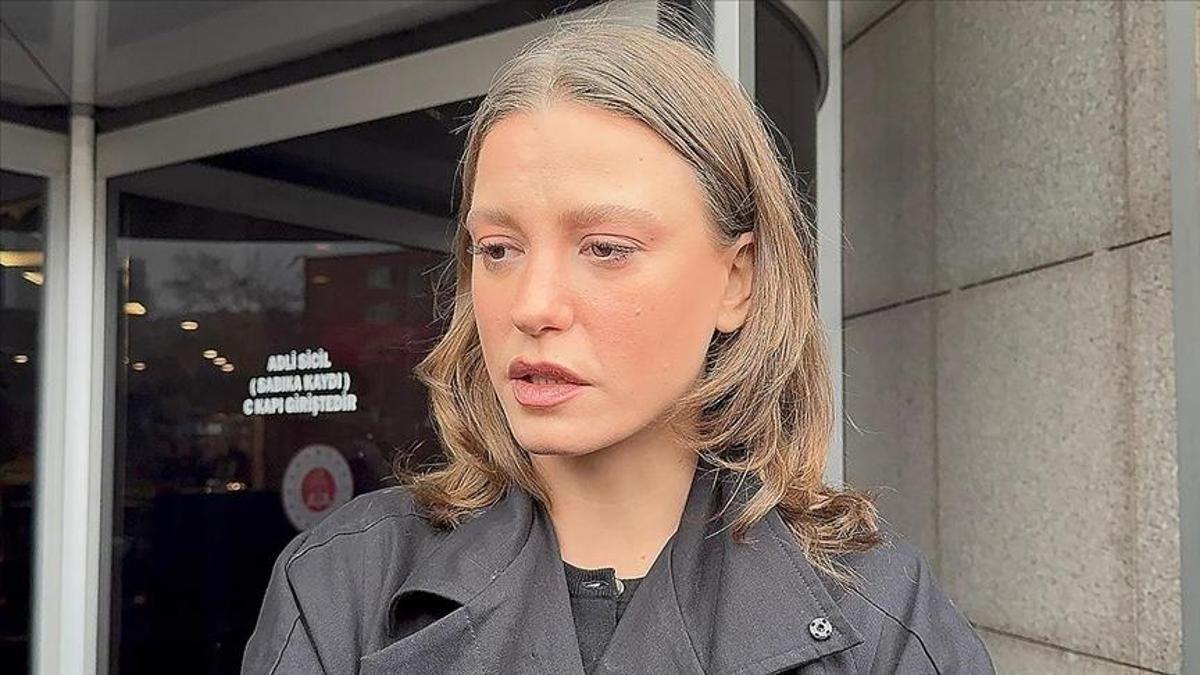 SON DAKİKA! Serenay Sarıkaya gözaltına alındı