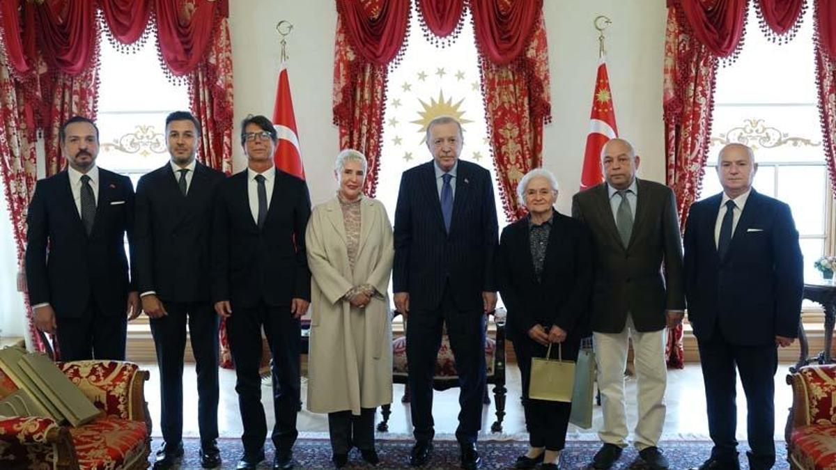 Cumhurbaşkanı Erdoğan, Adnan Menderes'in ailesini kabul etti