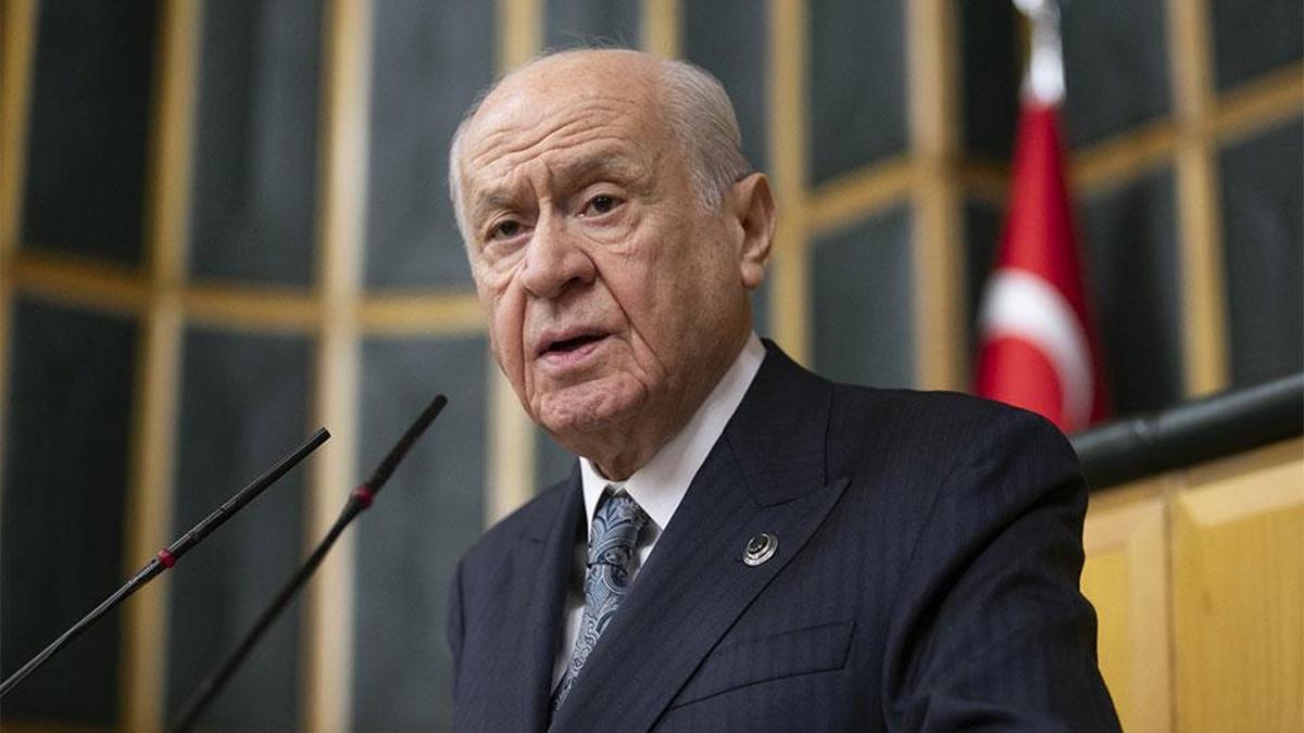 MHP lideri Bahçeli'den CHP'ye kurultay tarihi tavsiyesi