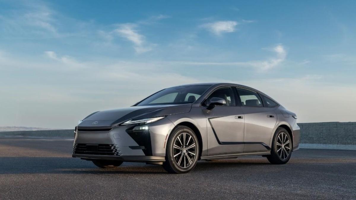 Lexus, Yeni ES Modelini son çeyrekte getiriyor