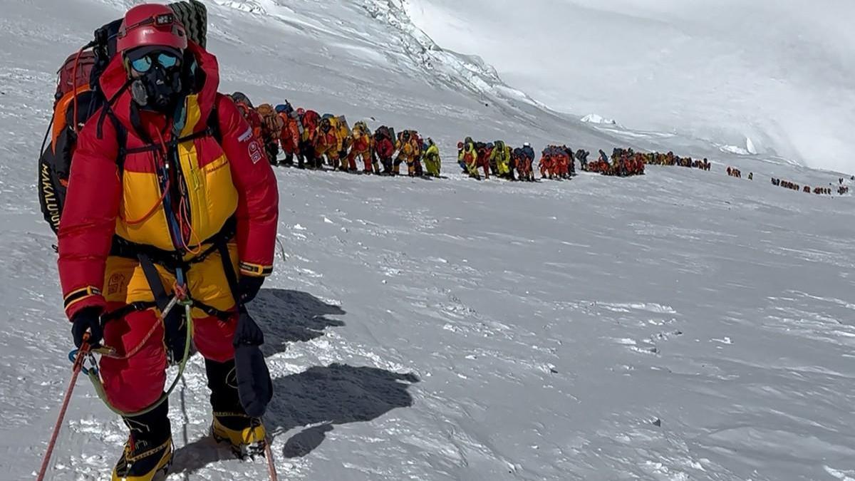 Everest’te yeni ‘hız’ rekoru