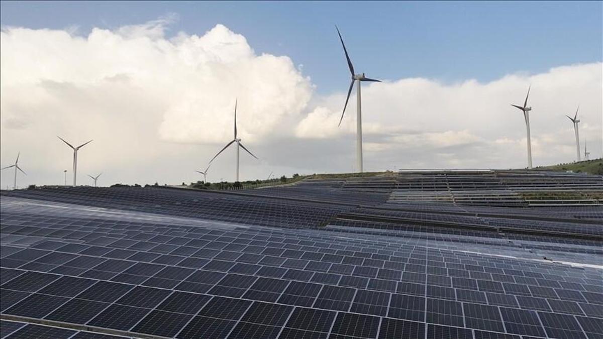 Türkiye'nin elektrik kurulu gücü 125 bin megavatı aştı