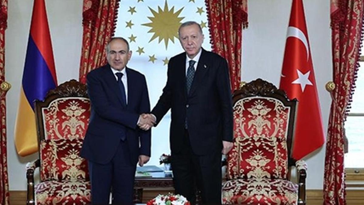 Cumhurbaşkanı Erdoğan, Ermenistan Başbakanı Paşinyan ile görüştü