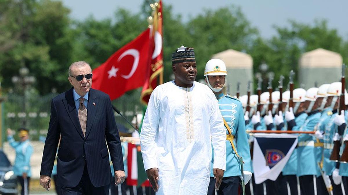 Nijer lideri Türkiye'de... Cumhurbaşkanı Erdoğan: Türkiye Afrika'nın kara gün dostudur
