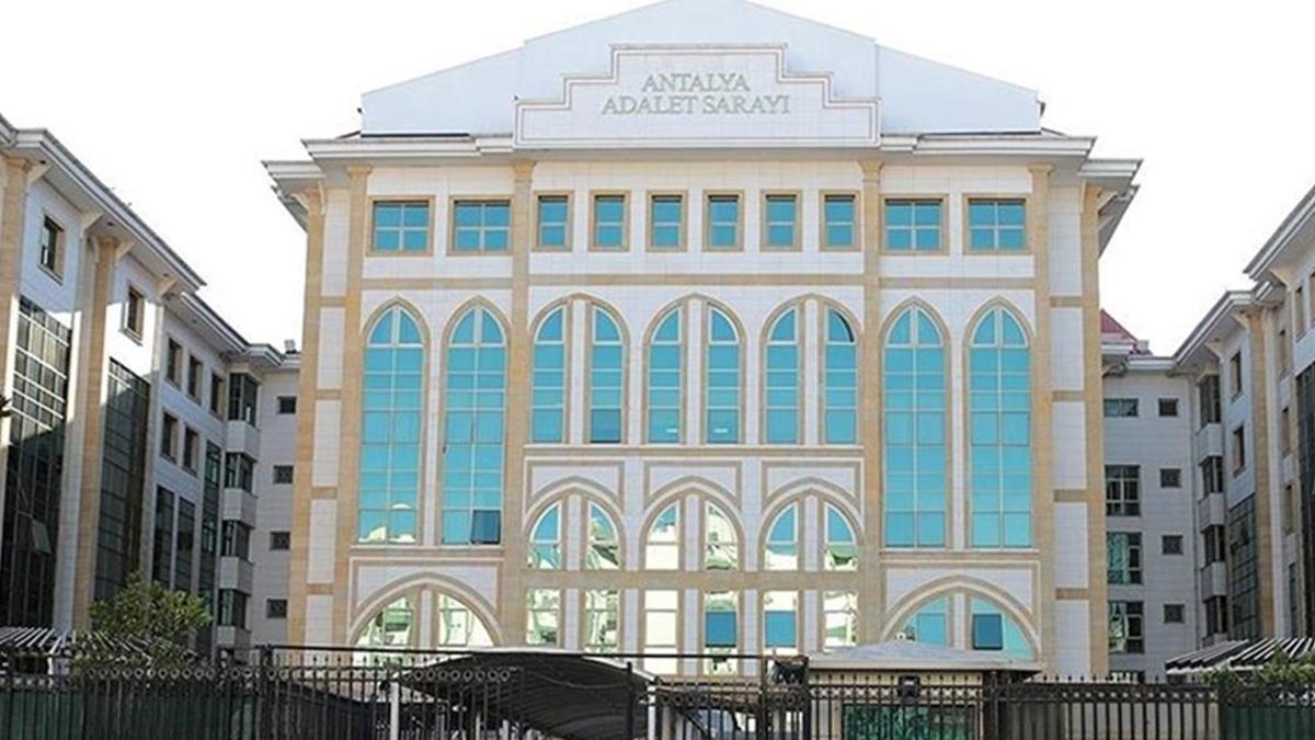Antalya Büyükşehir Belediyesine yönelik soruşturma: 2 şüpheli tutuklandı