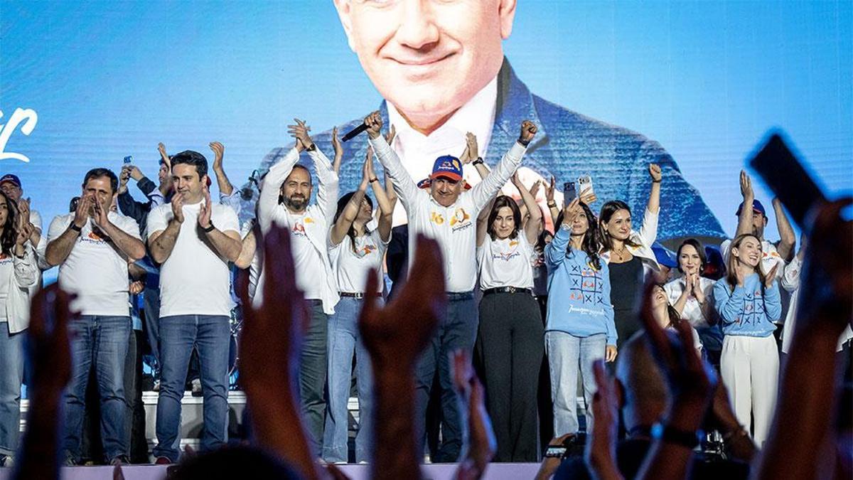 Paşinyan, Ermenistan parlamento seçimlerinde zafer ilan etti