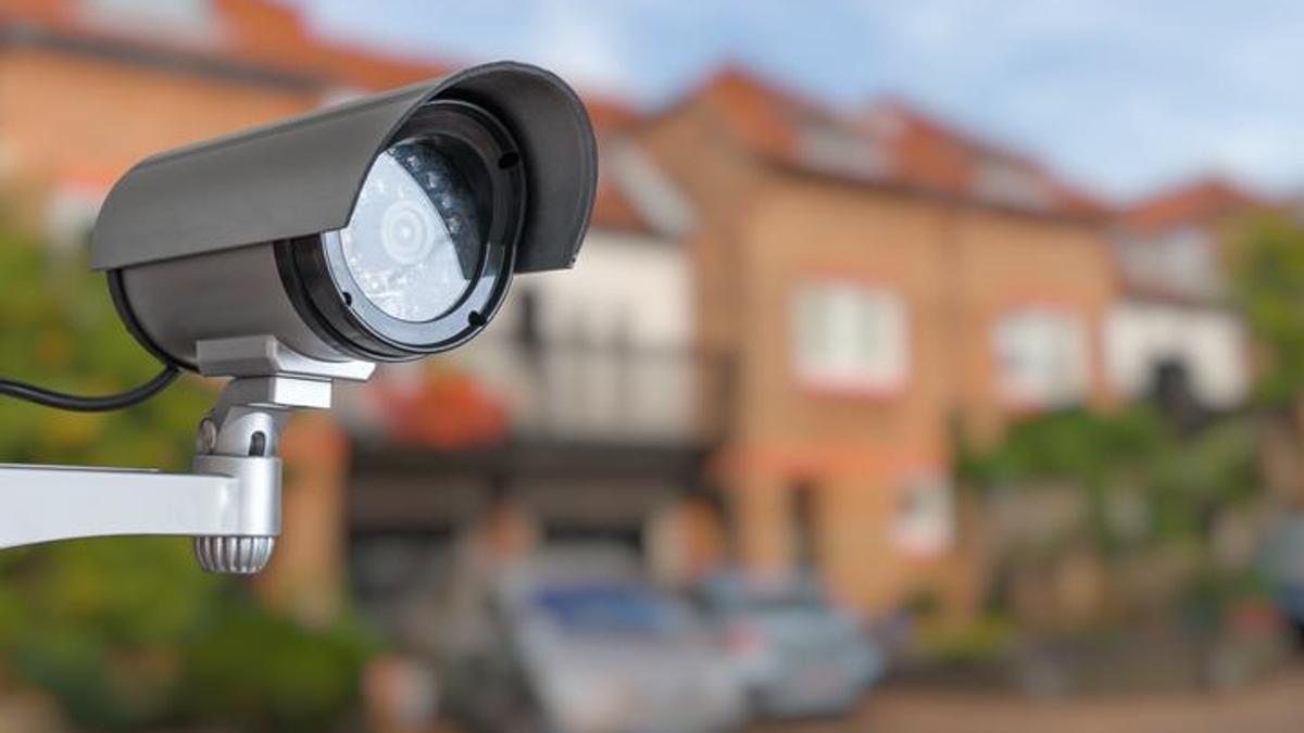 Apartmana kamera taktıranlara uyarı: "Bunlar varsa para ceza