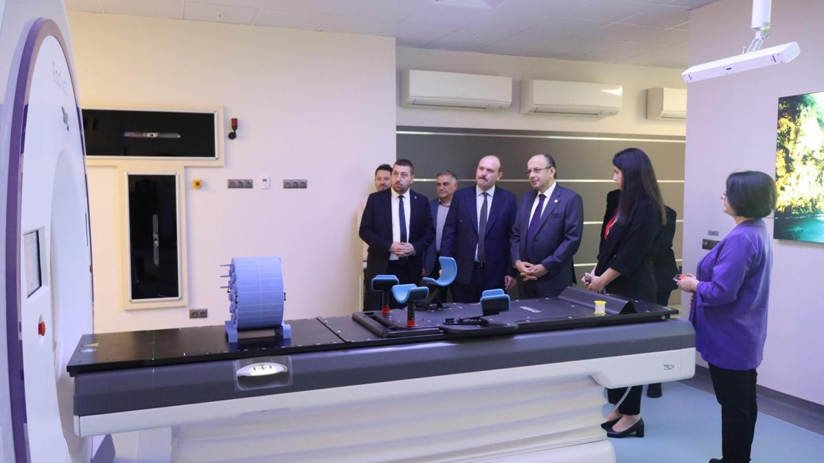 Bursanın tek tomoterapi cihazı hizmete alındı