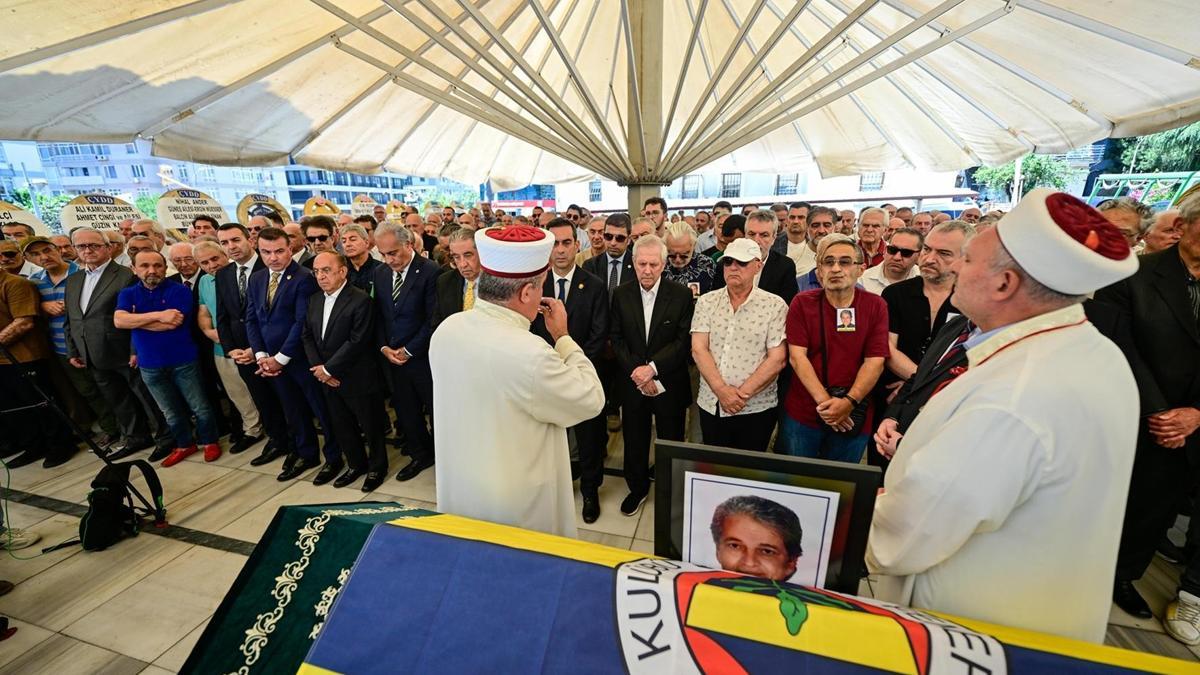 Fenerbahçe'nin eski yöneticisi Derviş Köksal Özbek